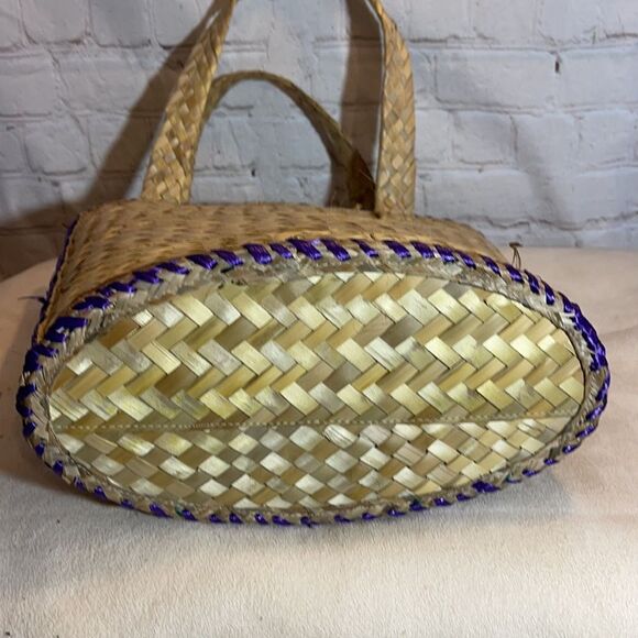 Vintage 1960s or 1970s Straw and Raffia Handbag or Small Tote Floral Beachy - Picture 8 of 16